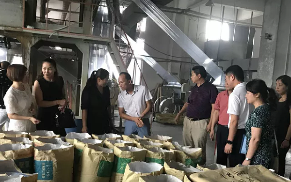 热烈欢迎佛山市河南省商会领导莅临广一塑薄膜有限公司参观指导工作！